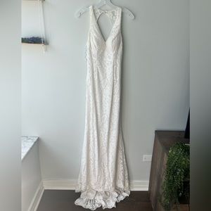 Wedding gown size 6 white lace new with tags David’s Bridal